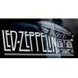 画像1: 【送料無料／在庫あり かっこいい おしゃれ ステッカー ご購入後スグ発送】カーステッカー シール【外張り(外貼り)】220X100mm■レッド・ツェッペリン Led Zeppelin 飛行船 ステッカー (1)
