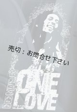 画像: ◆ボブ・マーリー (1)◆カーステッカー 220×100mm 外貼り カー ステッカー ウインドウ シール Rockバンド■Bob Marley ボブ マーリー ボブマーリー ボブ・マリー マリー One Love ウェイラーズ レゲエ